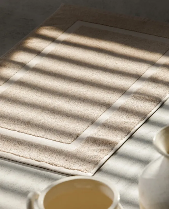 Shop Bassols Alfombra de Baño Lyre Beige