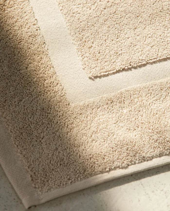 Shop Bassols Alfombra de Baño Lyre Beige